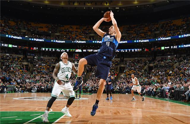 牢牢限制住 牢牢限制住